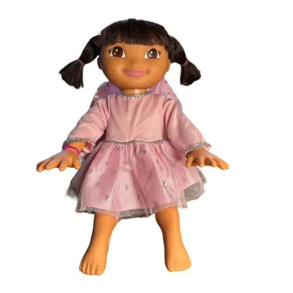 2011 Dora the Explorer Fantastic Gymnastics Doll Moves Talks Sings Works!!. Pre